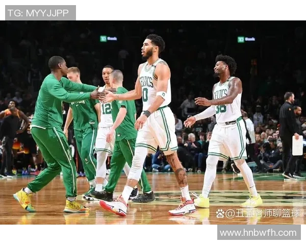 凯尔特人对决骑士的精彩较量揭示了NBA季后赛的激烈竞争与球队实力的较量